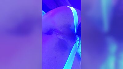 Slick wet feet and ass! uwu