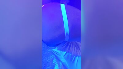 Slick wet feet and ass! uwu