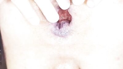 TWINK_DOUBLE_FISTS_HIS_OWN_ASSHOLE