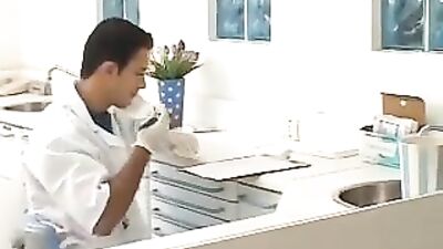 Little Rafaels Oral Adventure: Action Latino Dentist Clinic