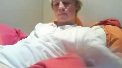 Shaved Tool Blond Teen: Amateur Cum Shots Delight