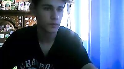 Young Italian Stallion: Amateur Cum Shots and Handjobs