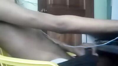 Brazilian Teen Cumshots: Webcam Handjob Revamped!