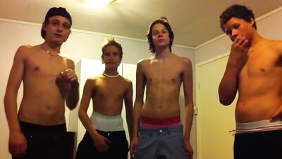 Gangbang Fun: 5 Sexy Boys Dancing!