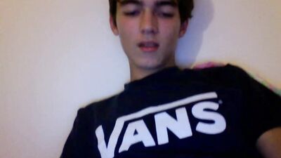 T-Shirt Vans: Amateur Cum Shots and Handjobs