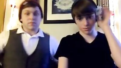 Web-Cam Boys Exposed! - Sucking Smooth Teens on Gay Porn!