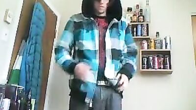 Hot Cumming Cam Boy!