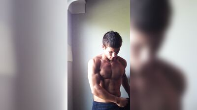 Muscle Hunt: Amateur Straight Boys