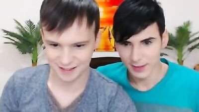 Guys Friends Play Naked Webcam: XXX Amateur Gay Porn!