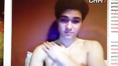 Young stud gets ready to blow his load on cam