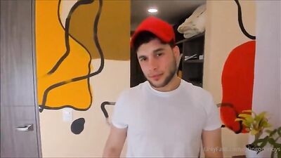 Latin Lovers Wild Sex Show: Bareback Handjob Oral Action!