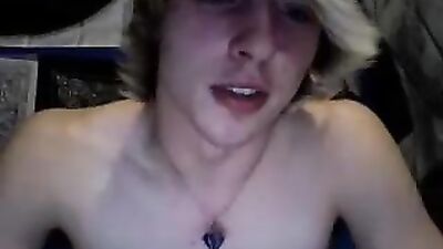 Blonde dildoing on cam