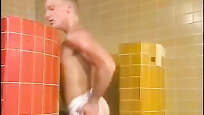 Gay Porn Stud in School Locker Room Action: Vintage Boy Fun