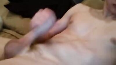 Sexy tes Amateur Web-Cam Solo Adventure: Unleashing His Inner Beast!