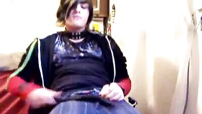 Emo Boy Web-Cam Solo: Teen Smoothies Emotional Masturbation