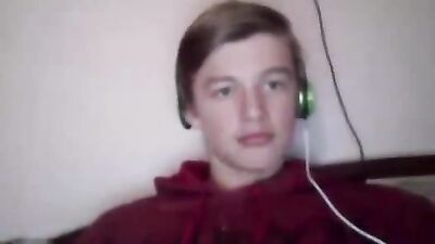 Cute blonde in the bathroom - Amature Cum Shots Blond Boys