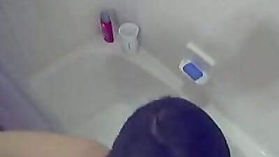 Young Bath Fun: Amateur Couples Steamy Soap Action!