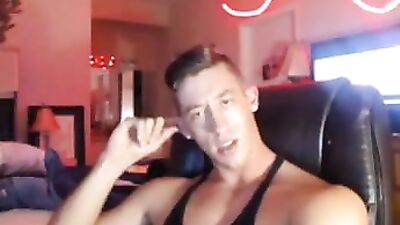 Young Surfer USA: Amateur Cum Shots with Blond Boys!