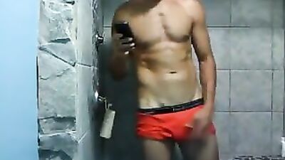 Shower Sexy Amateurs: One-Handed Handjobs