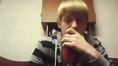 Blond Boy Web-Cam Solo Cum: Young and Wild