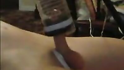 Machine à masturber Arousingly Compelling - A Gay Porn Video with a Twist