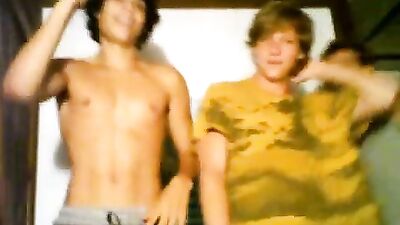 Shaimans Self-Loving Adventure: The Ultimate Camera Hog Experience!