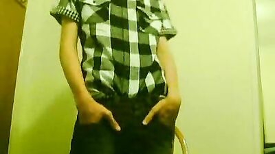 Very hot wank!! Sleek Cutey