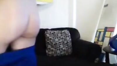 Young Bisexual Couple Cumming for Cam