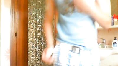 Sexy Shower Fun - Tempting Lovable Boys!