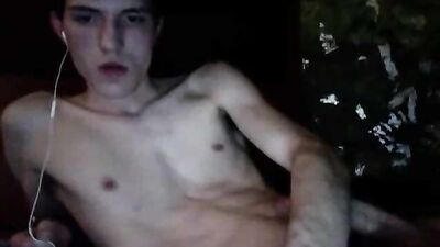 Gay Porn - Beckoning Appearance 18yo Shooting for his thick dick (18+, Gay)