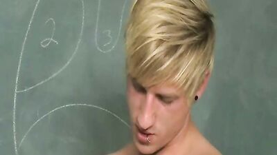 Confused Classroom Sex Saga: Refreshingly Gay Porn
