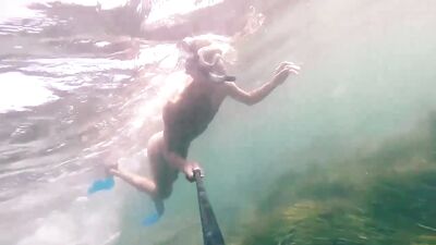 Gay Boy Web-Cam Underwater Sportsmen: Splashing into Gay Porn Heaven!