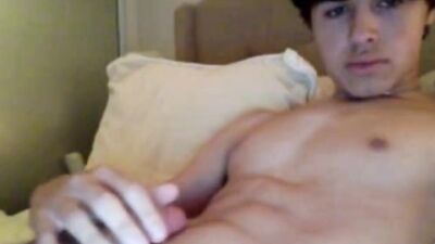 Latin Twink Porn Dilan Getting Off 2 - Latin Lust