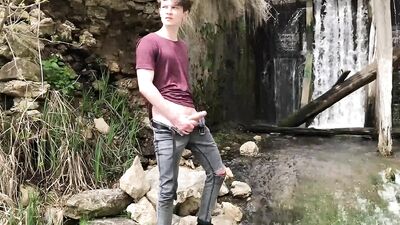 Outdoor Cumshots: Jerking Big Dick in the Open Air