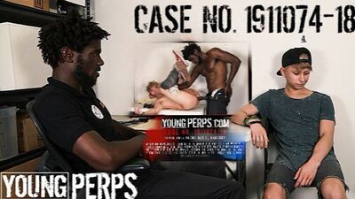 Security Guard DEVIN TREZ fucks Straight Twink Daniel Hausser - YOUNGPERPS