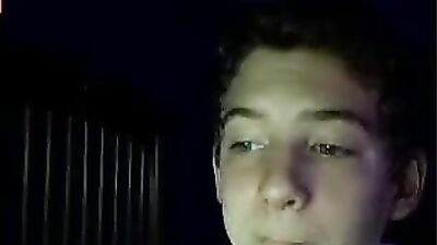 Wank and cum on cam - the ultimate web-cam experience!