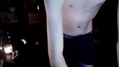 Straight Stoner Jerks & Cums boys porn