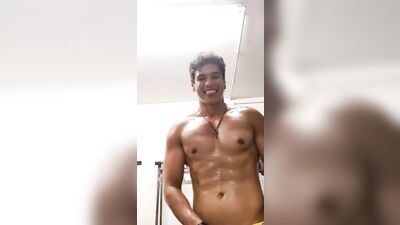 Hot Bisexual Blond Boys in the Lockerroom - TikTok TwinkTube Hug