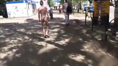 Running Naked Amateurs in Russia - Public Outdoor Fun