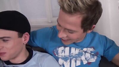 Gay Porn - No Limits 4 Way Action