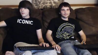 Gay Cam Nutters: Straight First-Time Web Boys!