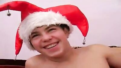 Gay Porn N0oe santa classic teens: Hot and Steamy Holiday Fun!