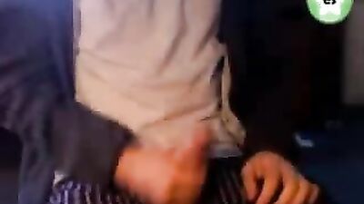 Horny Amateur Men - The Ultimate Gay Porn Experience!