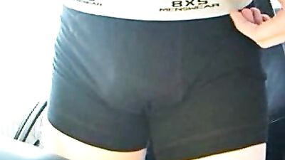 Gay Porn Amateurs: One-Handed Wonderland!