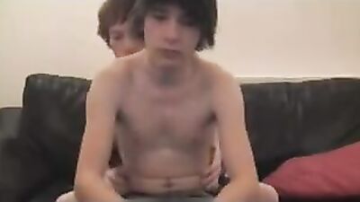 Web-Cam Twink Porn! Cute Couple Heats Up Local Amateur SexTube!