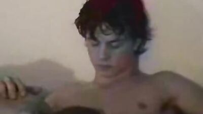 Gay Porn Sleep-Over: Boys in Action!