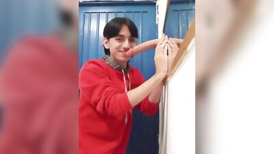 MI PRIMER DEEPTHROAT QUE VERGA