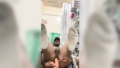 Black femboy gets practice in with his dildo