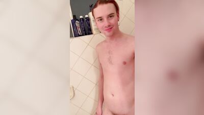 Cody Baker masturbating in the Shower