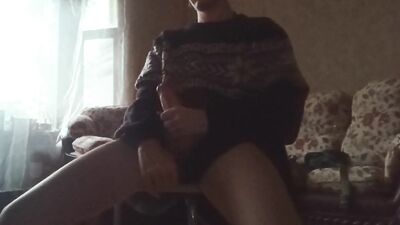 horny teen jerks off till he cum on the floor